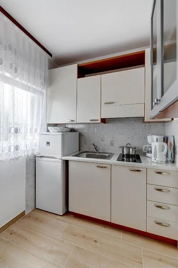 Senada Apartments سيلتسي 0*,